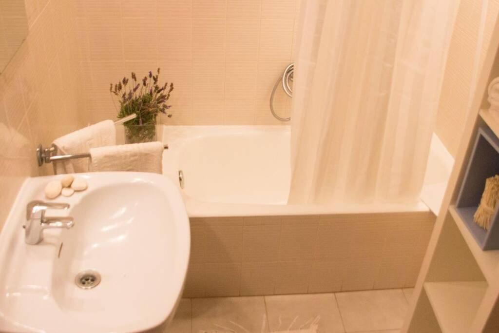 Miramar Apartment กาลาฟีเกรา ภายนอก รูปภาพ